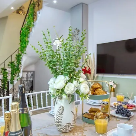 Le Nid Parisien Triplex Cosy Et Chaleureux Апартаменты Париж