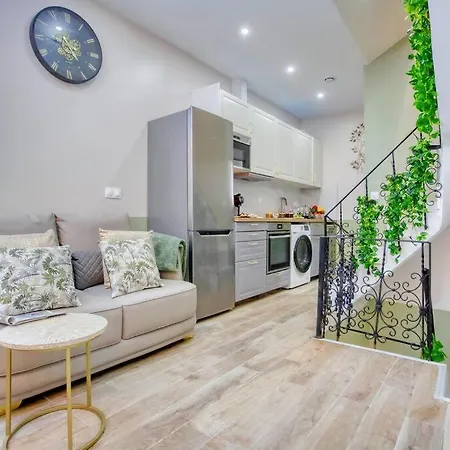 Le Nid Parisien Triplex Cosy Et Chaleureux * Париж