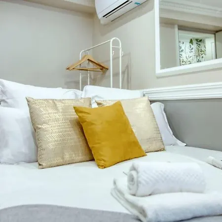 Le Nid Parisien Triplex Cosy Et Chaleureux Апартаменты *