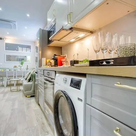 Le Nid Parisien Triplex Cosy Et Chaleureux Апартаменты *