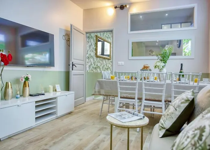 Le Nid Parisien Triplex Cosy Et Chaleureux