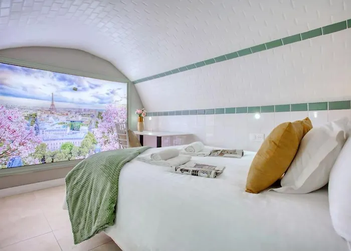 Le Nid Parisien Triplex Cosy Et Chaleureux Paříž