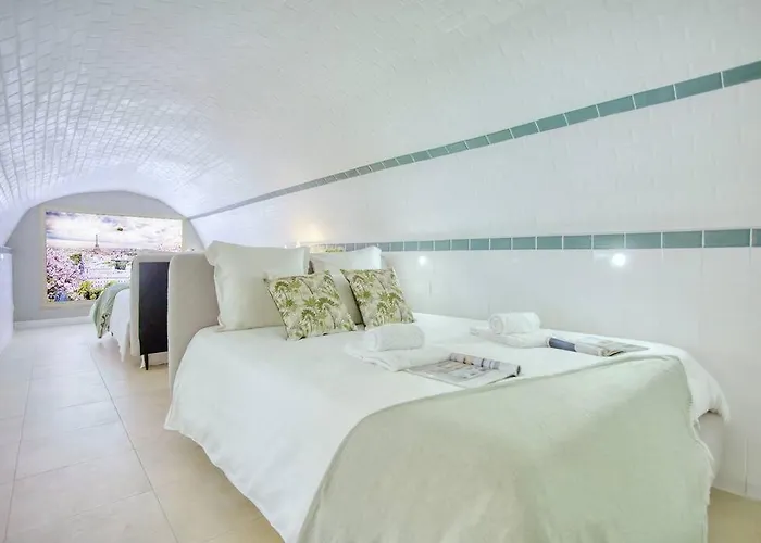 Le Nid Parisien Triplex Cosy Et Chaleureux Paříž
