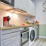 Le Nid Parisien Triplex Cosy Et Chaleureux