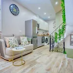 Apartment Le Nid Parisien Triplex Cosy Et Chaleureux *