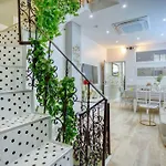 Apartment Le Nid Parisien Triplex Cosy Et Chaleureux *